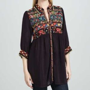 Johnny Was Button Down Semi Sheer Embroidered Floral Blouse Tunic Size Large EUC